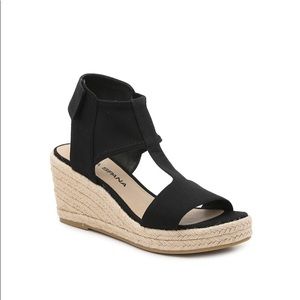 Women’s wedge sandals